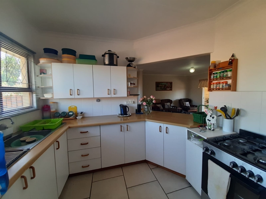 3 Bedroom Property for Sale in Cambridge West Eastern Cape